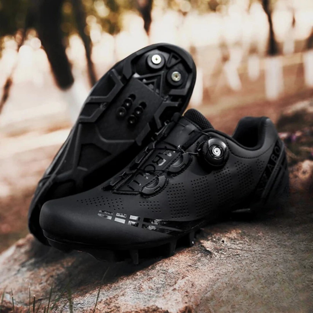 Chaussures de cyclisme VeloComfort® | Adieu les douleurs aux pieds !